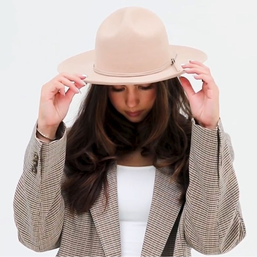 GIGI PIP CAMILLE CAMPAIGN CROWN FEDORA HAT